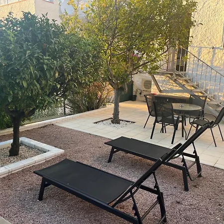 Duplex Avec Terrasse Magnifique Jacuzzi Vue Appartement Roses
