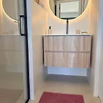 Duplex Avec Terrasse Magnifique Jacuzzi Vue Appartamento Roses