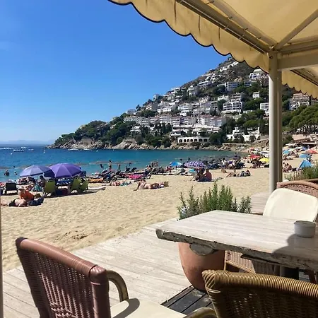 Apartment Duplex Avec Terrasse Magnifique Jacuzzi Vue Roses