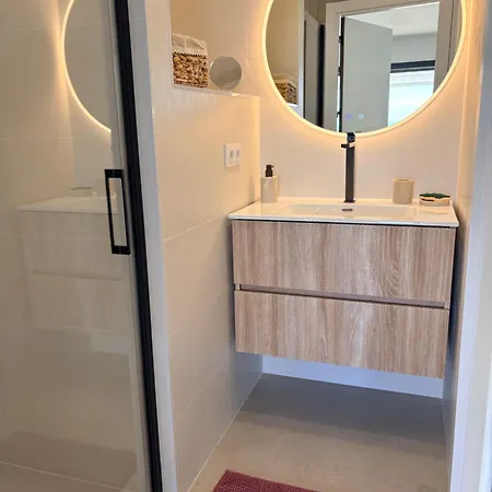 Duplex Avec Terrasse Magnifique Jacuzzi Vue * Roses