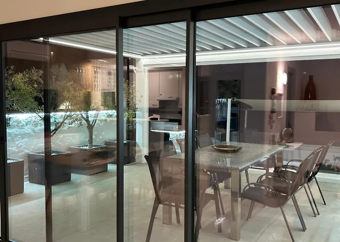 Duplex Avec Terrasse Magnifique Jacuzzi Vue * Roses