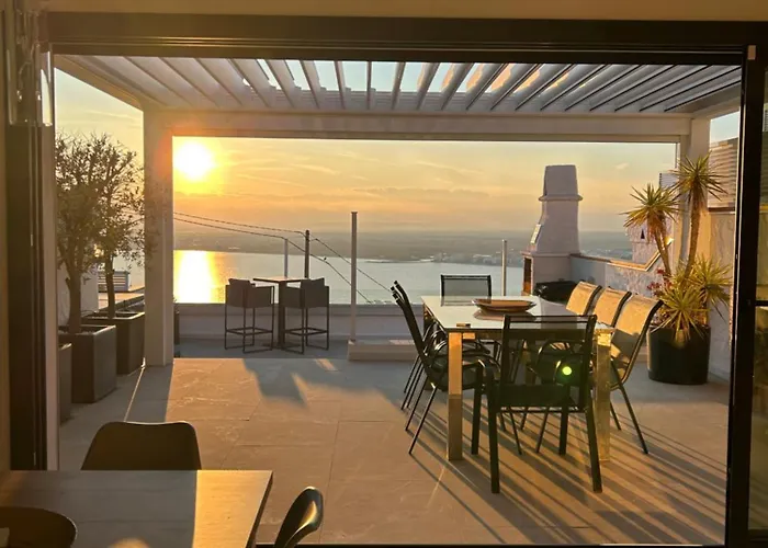 Duplex Avec Terrasse Magnifique Jacuzzi Vue Appartement *
