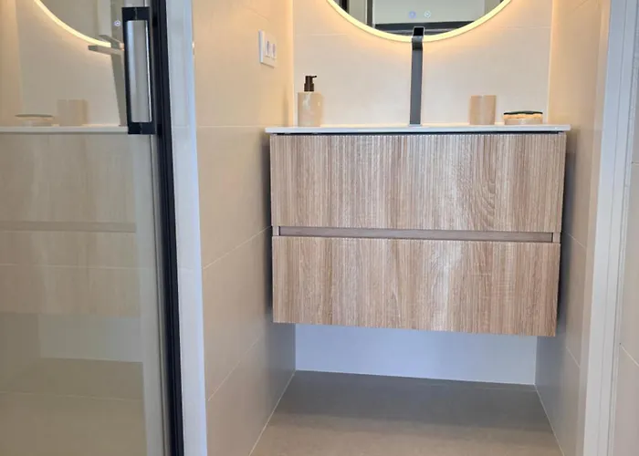 Duplex Avec Terrasse Magnifique Jacuzzi Vue Appartement Roses